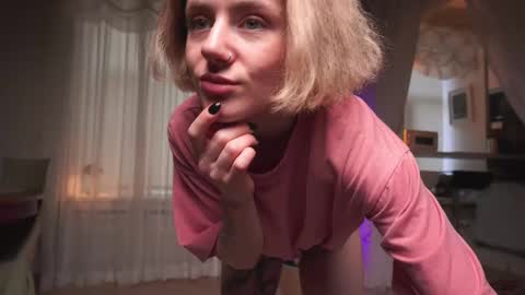 Roxy online show from February 21, 2025, 2:06 pm