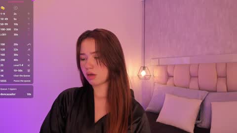 Snapshot of roxie_summers chatting on January 29, 2025, 1:58 am Roxie online show from January 29, 2025, 1:58 am