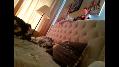 Snapshot of roxolanaa_sexy chatting on March 28, 2026, 1:11 pm ROXOLANAA SEXY online show from March 28, 2026, 1:11 pm