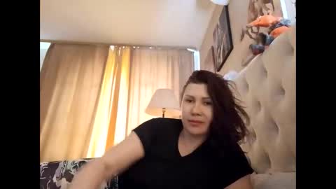 Snapshot of roxolanaa_sexy chatting on April 16, 2026, 12:28 pm ROXOLANAA SEXY online show from April 16, 2026, 12:28 pm