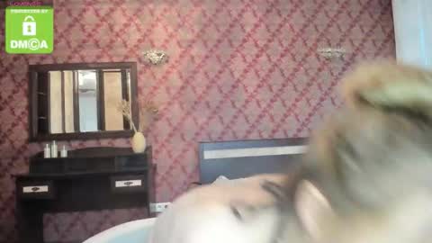 Snapshot of roxxana_xxxx chatting on November 10, 2025, 6:01 am roxxana_xxxx online show from November 10, 2025, 6:01 am