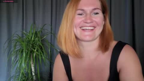 Snapshot of roxxxco chatting on May 28, 2026, 11:07 am Tatyana online show from May 28, 2026, 11:07 am