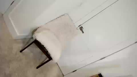 Roxy online show from October 10, 2025, 3:38 am