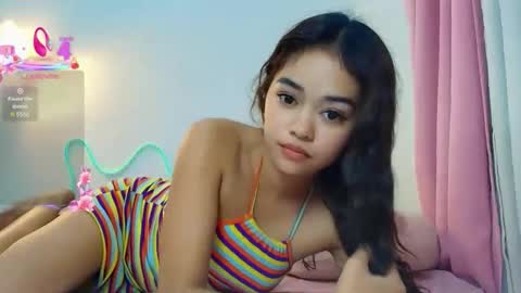 Snapshot of roxxy_blossom chatting on May 11, 2026, 8:42 am roxxy_blossom online show from May 11, 2026, 8:42 am