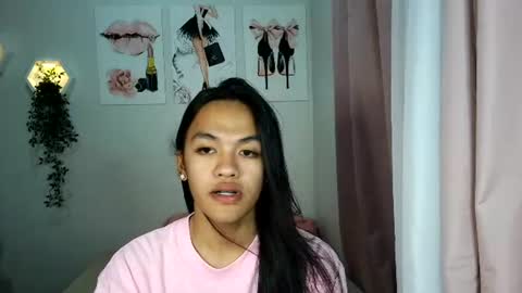 roxy358888 online show from August 6, 2026, 10:39 am