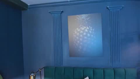 Snapshot of roxy_hell chatting on December 17, 2025, 12:00 pm Roxy hell online show from December 17, 2025, 12:00 pm