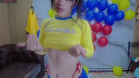 Snapshot of roxy_luxe_tf chatting on June 27, 2026, 2:23 pm Roxy online show from June 27, 2026, 2:23 pm