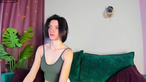 Snapshot of roxy_riot_ chatting on February 6, 2025, 1:27 am roxy_riot_ online show from February 6, 2025, 1:27 am