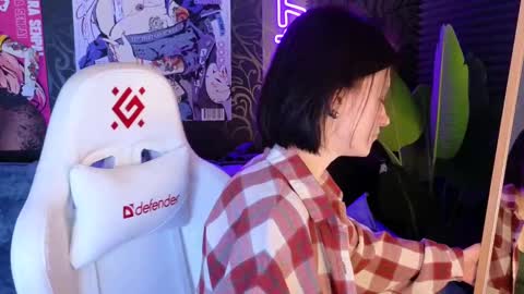 Snapshot of roxy_riot_ chatting on February 21, 2025, 4:29 am roxy_riot_ online show from February 21, 2025, 4:29 am