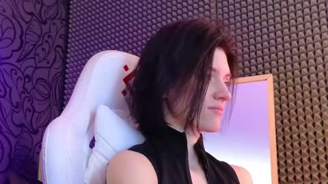 Snapshot of roxy_riot_ chatting on February 23, 2025, 7:33 am roxy_riot_ online show from February 23, 2025, 7:33 am