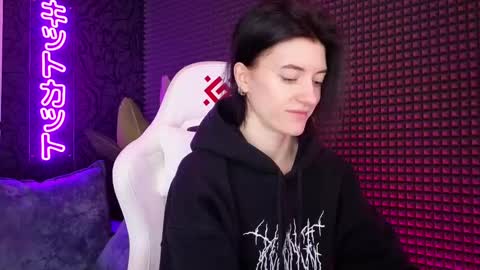 Snapshot of roxy_riot_ chatting on March 11, 2025, 1:26 am roxy_riot_ online show from March 11, 2025, 1:26 am