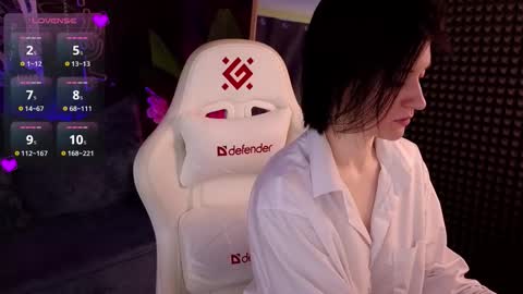 Snapshot of roxy_riot_ chatting on September 26, 2025, 2:26 am roxy_riot_ online show from September 26, 2025, 2:26 am