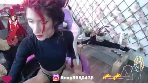 Snapshot of roxy_roxxan chatting on June 22, 2026, 7:22 pm - online show from June 22, 2026, 7:22 pm