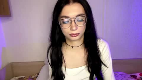 Snapshot of roxy_secret chatting on May 20, 2026, 11:38 am Roxy online show from May 20, 2026, 11:38 am