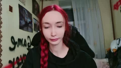 Snapshot of roxy_silver chatting on June 2, 2026, 9:39 pm Roxy online show from June 2, 2026, 9:39 pm
