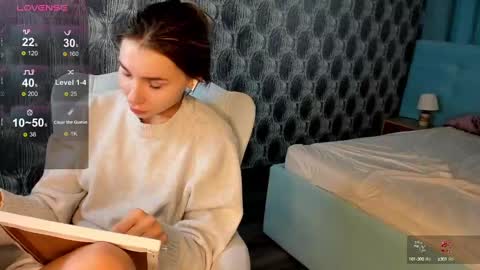 Snapshot of roxy_the_daedevill chatting on February 7, 2025, 11:01 am roxy_the_daedevill online show from February 7, 2025, 11:01 am