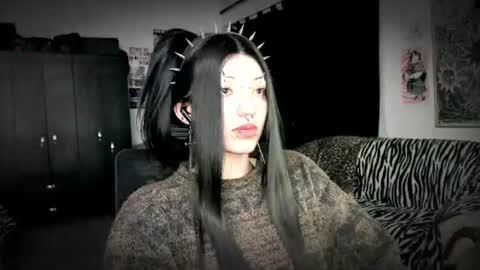 Snapshot of roxy_toxic chatting on August 1, 2026, 1:38 am Roxy Independient model Help me to reach 50 thumbs up online show from August 1, 2026, 1:38 am
