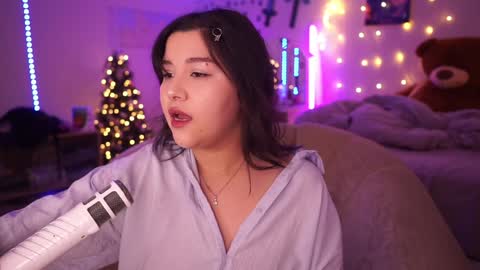 roxysuh online show from December 9, 2024, 8:22 am