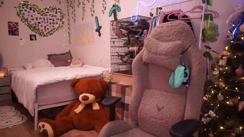 Snapshot of roxysuh chatting on January 9, 2026, 9:05 pm roxysuh online show from January 9, 2026, 9:05 pm