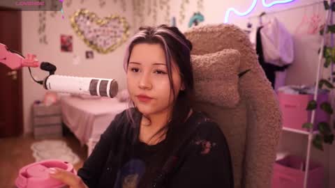 Snapshot of roxysuh chatting on February 19, 2026, 7:26 am roxysuh online show from February 19, 2026, 7:26 am