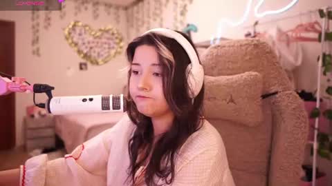 roxysuh online show from July 6, 2026, 8:33 am