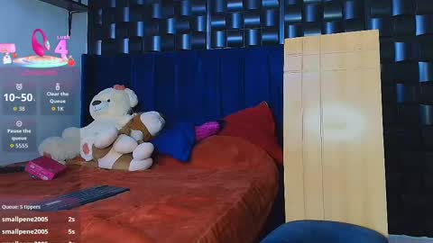 ANTONIO online show from October 24, 2025, 7:43 pm