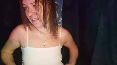 Snapshot of royalnectar chatting on July 20, 2026, 4:42 pm royalnectar online show from July 20, 2026, 4:42 pm