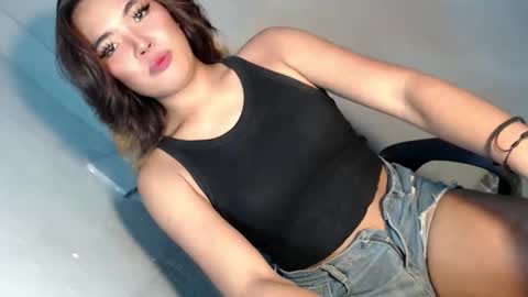 royaltymarcela6969 online show from October 5, 2025, 2:21 am