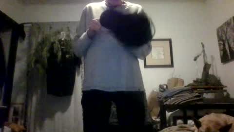 Snapshot of royboy2561 chatting on October 29, 2025, 9:11 am Roy Murrin online show from October 29, 2025, 9:11 am