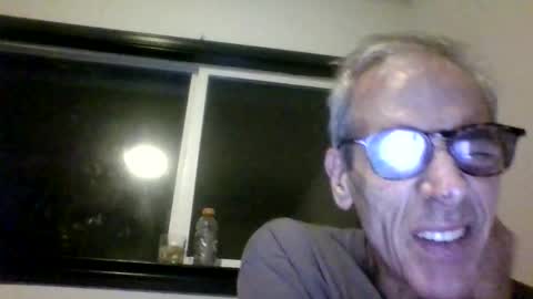 Roy Murrin online show from November 9, 2025, 8:34 am