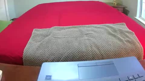 Lookingaround online show from November 20, 2025, 9:03 pm