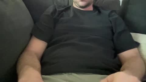 Snapshot of roythegil chatting on December 30, 2024, 9:08 pm roythegil online show from December 30, 2024, 9:08 pm