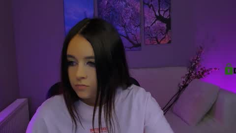 Im Rozmary nice to meet you 3 online show from September 18, 2025, 12:40 pm
