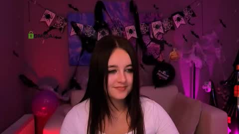 Im Rozmary nice to meet you 3 online show from October 28, 2025, 5:48 pm