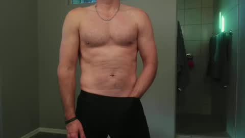Snapshot of rshaw2891 chatting on June 26, 2026, 1:21 am rshaw2891 online show from June 26, 2026, 1:21 am
