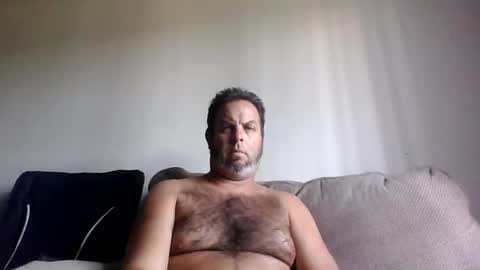 rubbingoneout714 online show from October 27, 2025, 6:45 pm