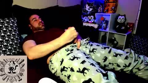 Snapshot of rubenator69 chatting on November 8, 2025, 4:18 pm Ruben online show from November 8, 2025, 4:18 pm