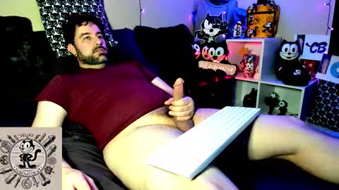 Snapshot of rubenator69 chatting on November 22, 2025, 3:00 pm Ruben online show from November 22, 2025, 3:00 pm