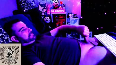 Snapshot of rubenator69 chatting on February 22, 2026, 6:46 am Ruben online show from February 22, 2026, 6:46 am