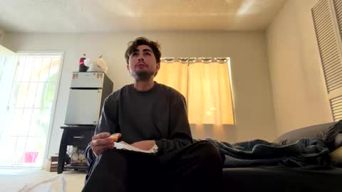 Snapshot of rubenzaragosa09 chatting on April 29, 2026, 11:00 pm rubenzaragosa09 online show from April 29, 2026, 11:00 pm