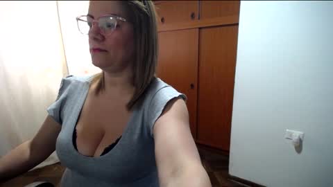 Snapshot of rubi_sweett chatting on December 1, 2024, 5:57 pm rubi online show from December 1, 2024, 5:57 pm