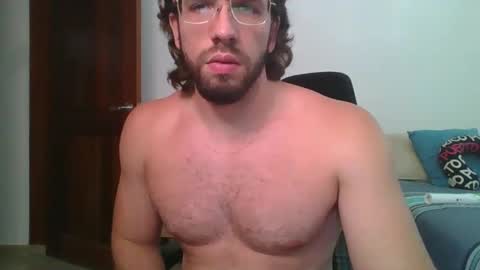 Snapshot of rubio121 chatting on February 18, 2025, 4:16 pm rubio121 online show from February 18, 2025, 4:16 pm