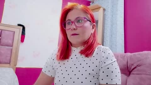 RubiQueens online show from February 2, 2026, 10:58 am