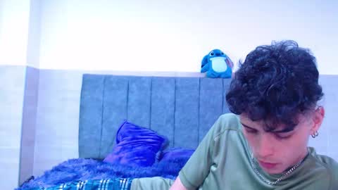 Snapshot of ruby__redd chatting on February 3, 2026, 11:21 pm Ruby and Vanie online show from February 3, 2026, 11:21 pm