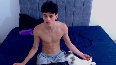 Snapshot of ruby__redd chatting on March 30, 2026, 9:49 pm Ruby and Vanie online show from March 30, 2026, 9:49 pm