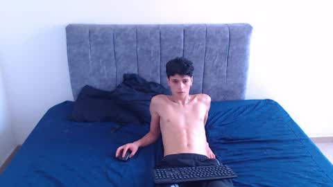 Snapshot of ruby__redd chatting on April 6, 2026, 10:00 pm Ruby and Vanie online show from April 6, 2026, 10:00 pm