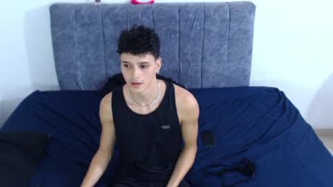 Snapshot of ruby__redd chatting on May 29, 2026, 11:25 pm Ruby and Vanie online show from May 29, 2026, 11:25 pm