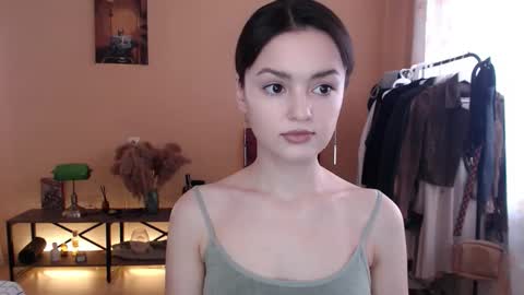 Snapshot of rubycute_ chatting on October 28, 2025, 8:29 am Ruby online show from October 28, 2025, 8:29 am