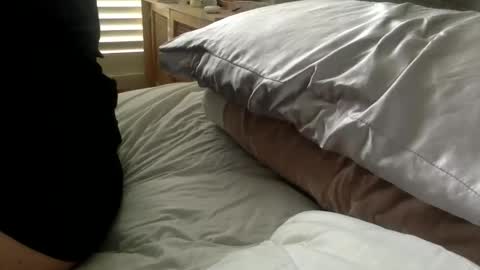 Snapshot of rubyhill99 chatting on February 6, 2026, 10:35 pm rubyhill99 online show from February 6, 2026, 10:35 pm