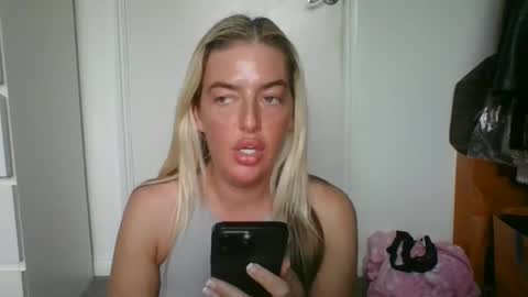 Snapshot of rubyredxxxoxxx chatting on December 26, 2024, 1:32 pm rubyredxxxoxxx online show from December 26, 2024, 1:32 pm